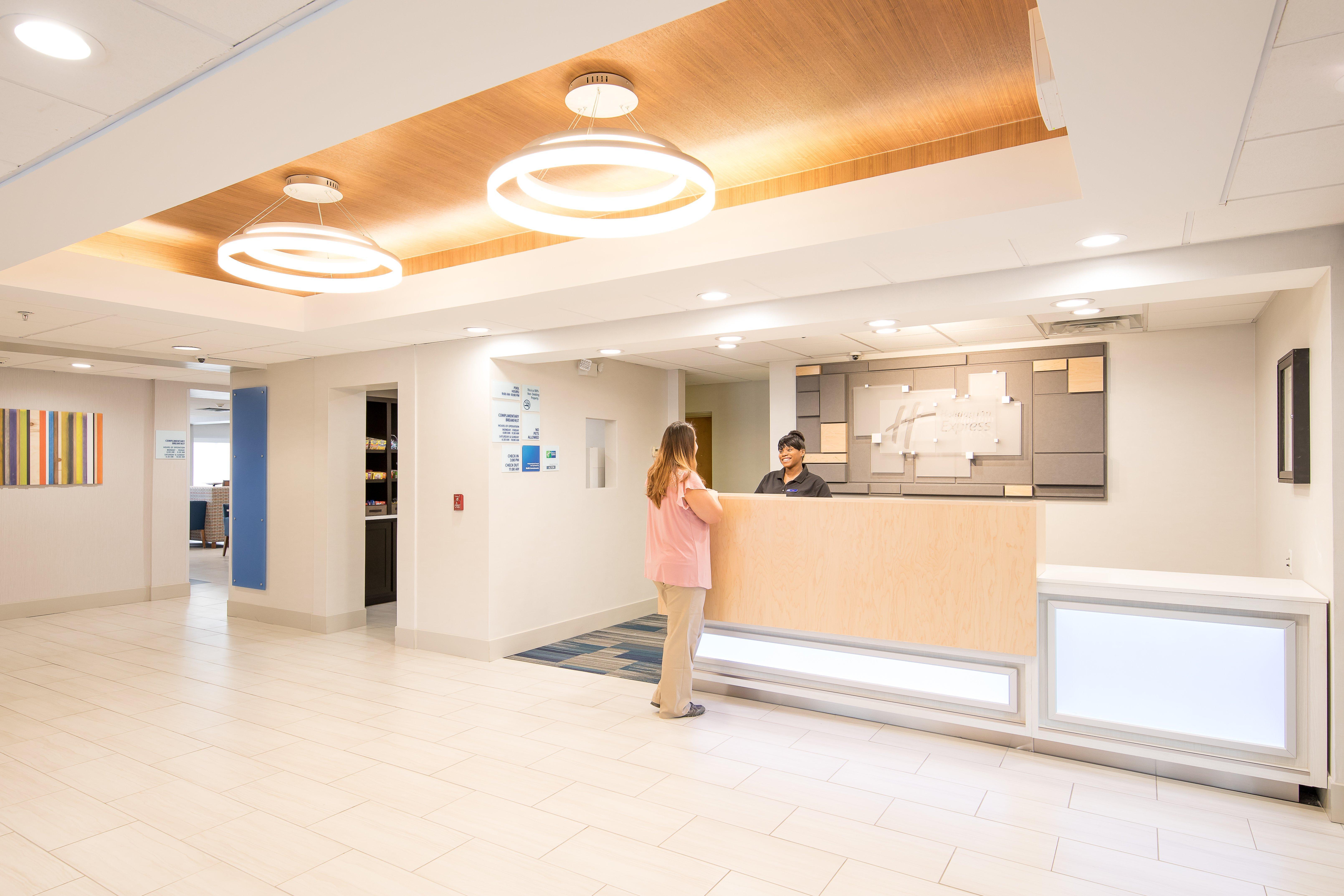 Holiday Inn Express Atlanta-Stone Mountain By Ihg Extérieur photo